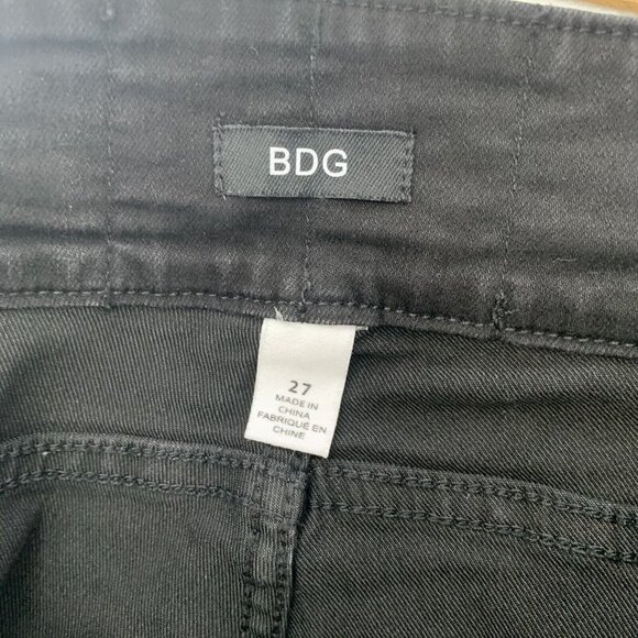 Urban Outfitters BDG Women’s Size 27 Black Kick Flare High Rise Cropped Jeans - Picture 8 of 10